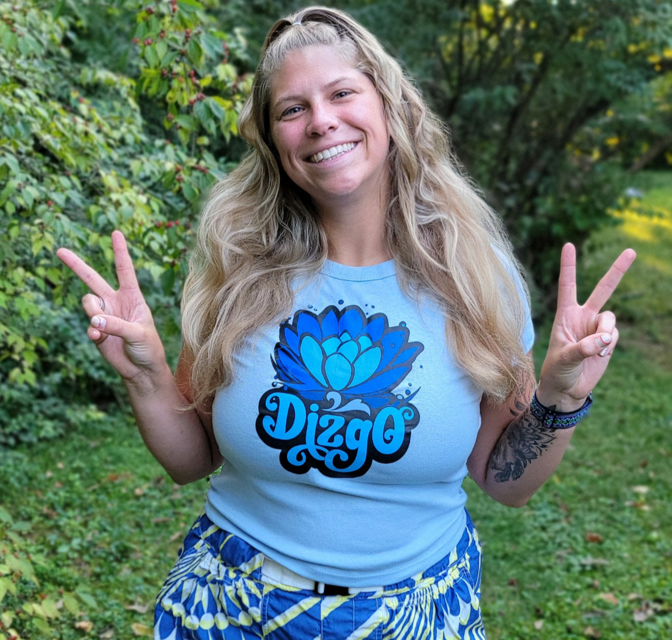 Women's Cali Crop Lotus Tee